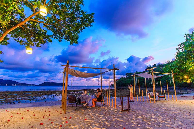 Old Siam Phuket, Beachfront Dining, Thavorn Beach Village Resort & Spa