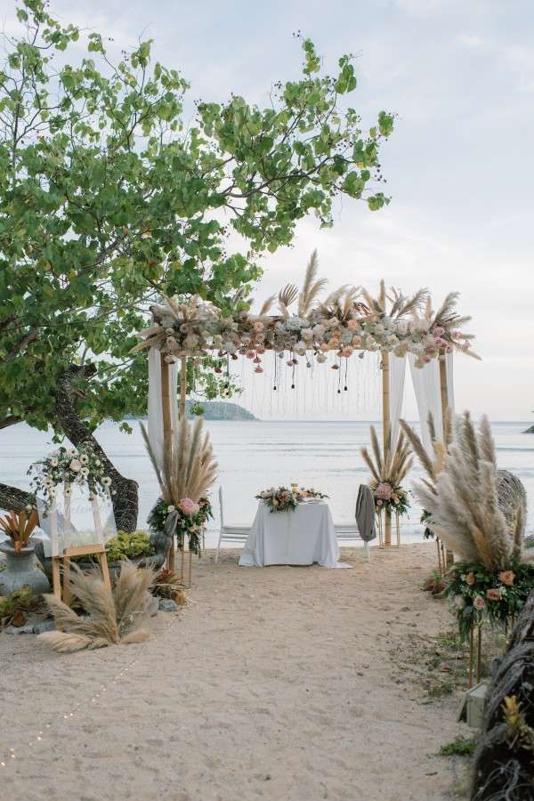 Phuket Dream Wedding Allison & Michael Table And Chair