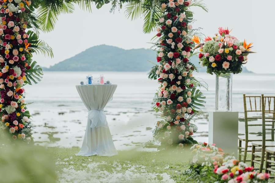Phuket Dream Wedding Lucinda & Jessie Ceremony Decoration Zoom