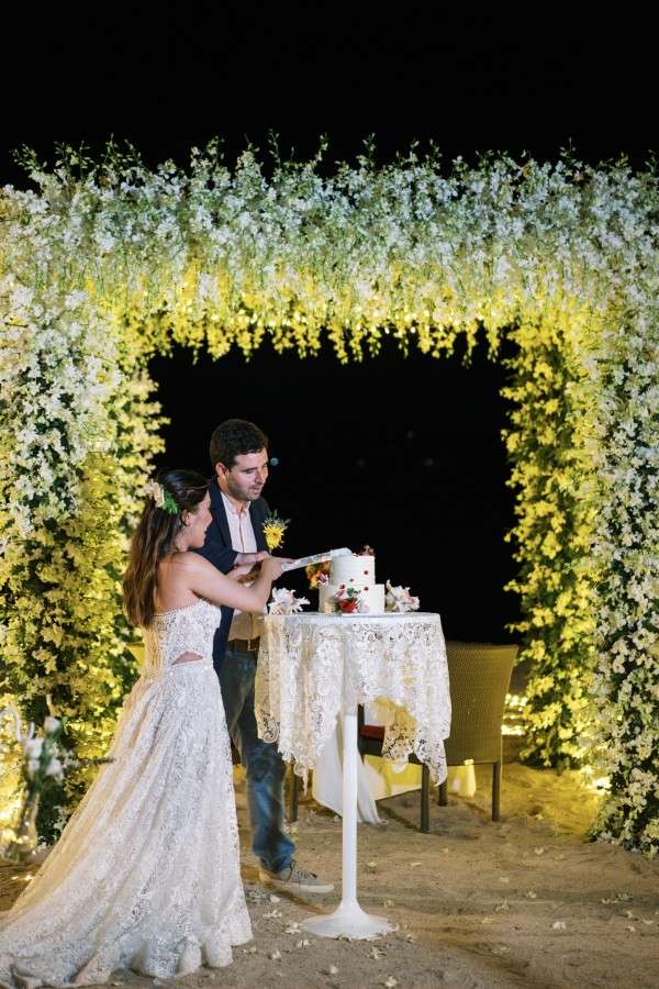 Phuket Dream Wedding Tabata And Daniel Couple And Weedingcake