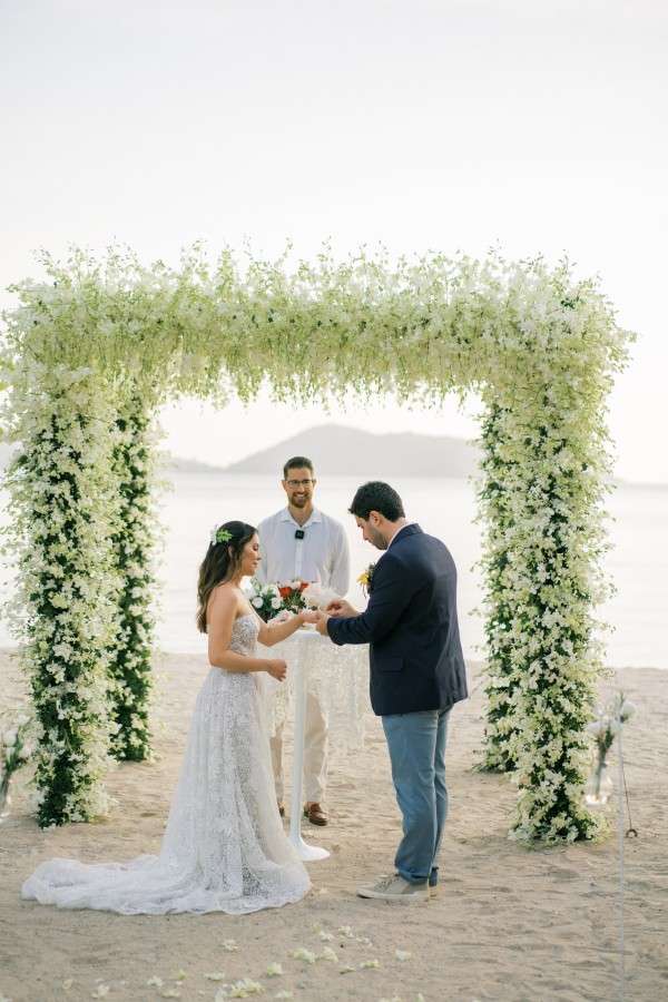Phuket Dream Wedding Tabata And Daniel Exchange Of Rings