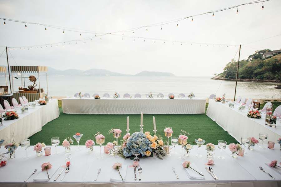 Phuket Dream Wedding Tracy & Nic Table Decoration